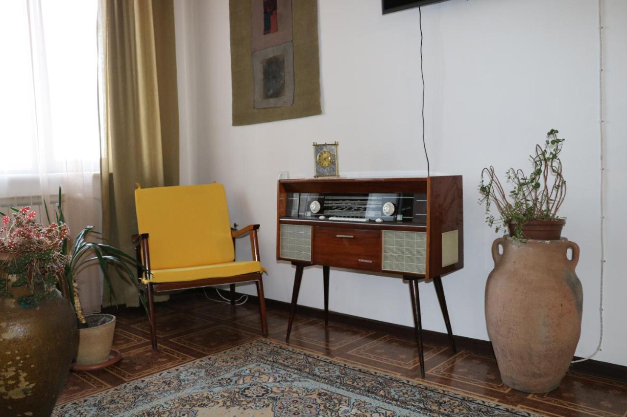Apartment 11 Ґюмрі Екстер'єр фото